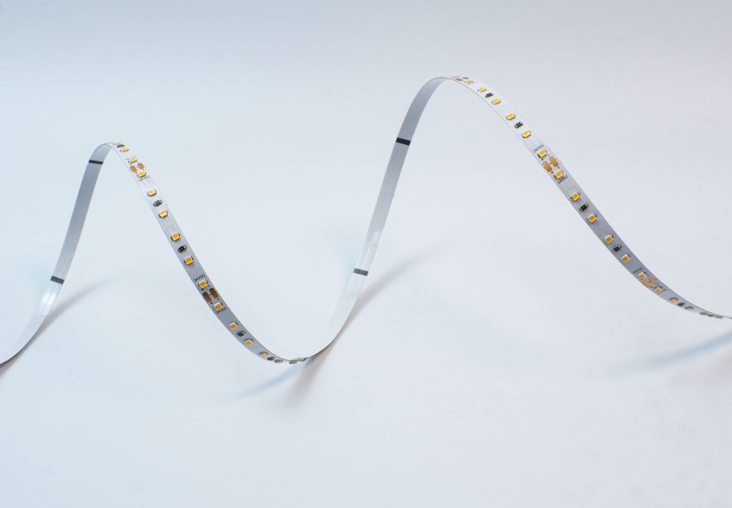 5mm | 24V | 120LEDs | 9.6W | 50mm/cut | #16798 | 2216  Ultra Narrow CV LED Strip - Image 3